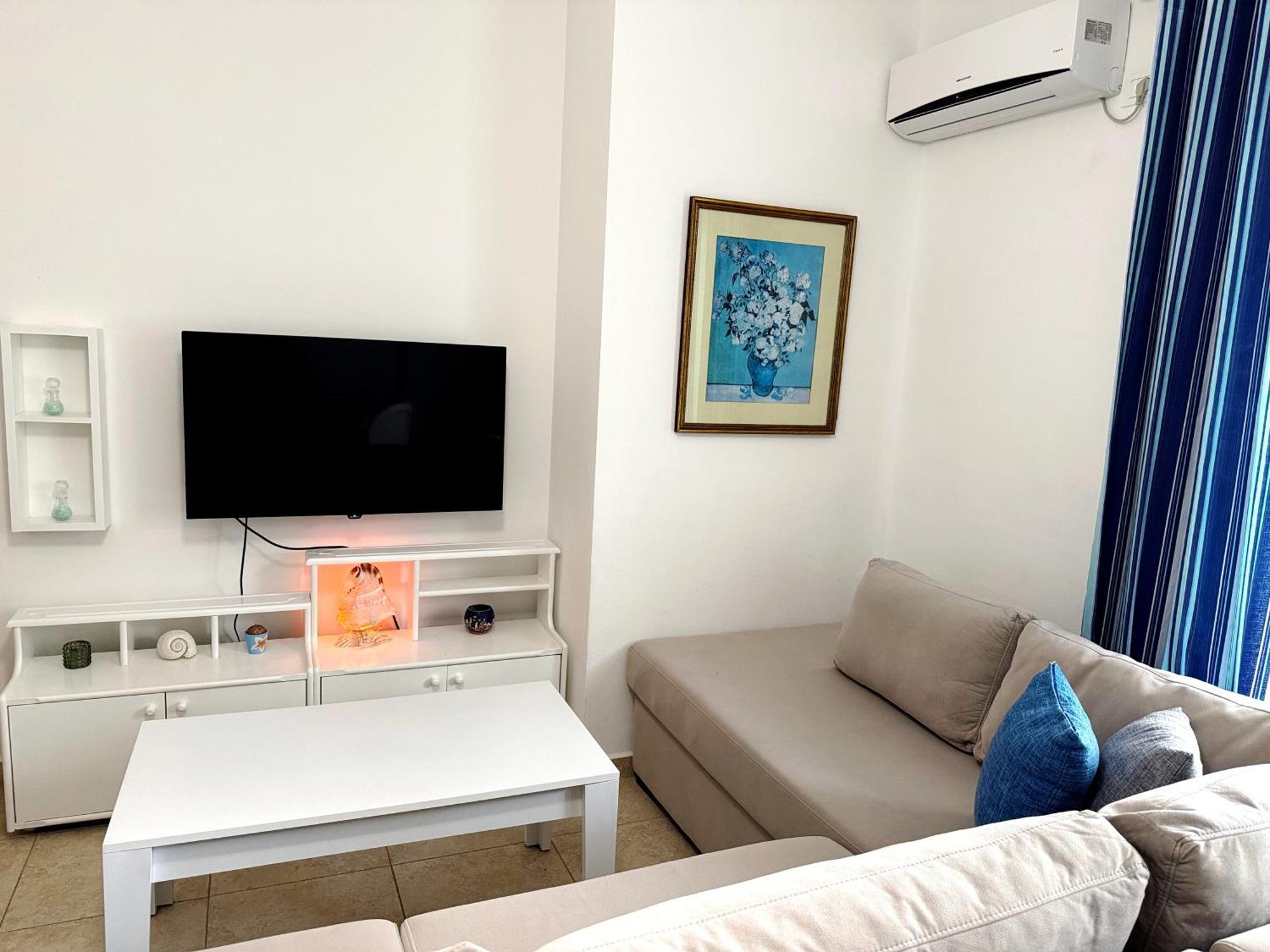 Celeste Bay Apartment Влёра Экстерьер фото