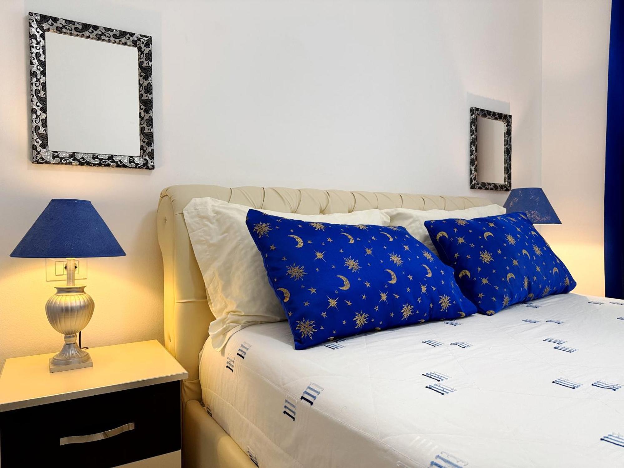 Celeste Bay Apartment Влёра Экстерьер фото